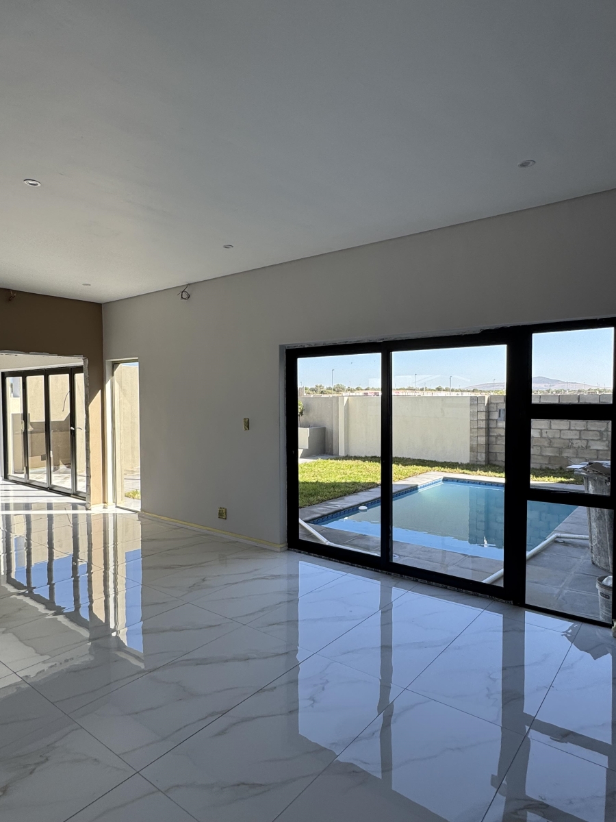 4 Bedroom Property for Sale in Sandown Western Cape